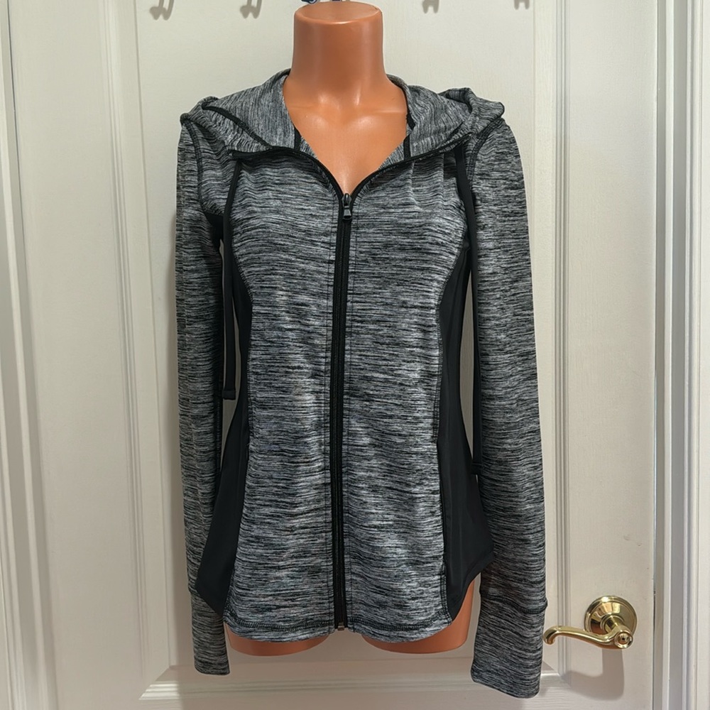 WHBM Athletic Athleisure Black Marled Jacket XS $90 EUC - Picture 2 of 12